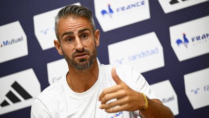 Le directeur de la haute performance de la Fédération française d'athlétisme, Romain Barras, le 5 juin 2024. (JEAN-MARIE HERVIO / AFP)