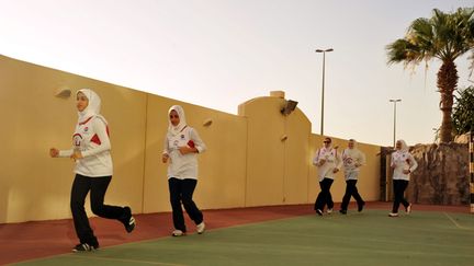 &nbsp; (A Jeddah, les joueuses de ce club de basket s’entraînent dans la clandestinité, loin des regards des autorités religieuses farouchement opposées à la pratique du sport par les femmes  © Maxppp)