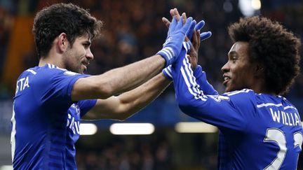 La joie de Diego Costa et du Brésilien Willian (JUSTIN TALLIS / AFP)