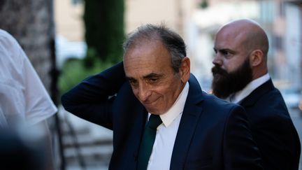 Eric Zemmour, le président de Reconquête !, après sa défaite aux élections législatives dans la 4e circonscription du Var, à Cogolin, dimanche 12 juin 2022. (CAMILLE DODET / MAXPPP)