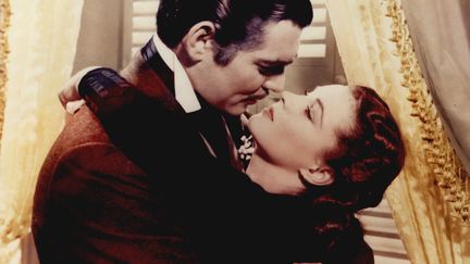 Clark Gable (Rhett Butler) et&nbsp;Vivien Leigh (Scarlett O'Hara) dans le film "Autant en emporte le vent" (1939).&nbsp; (MAXPPP)