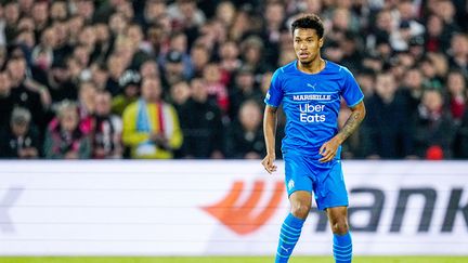 Le milieu de l'Olympique de Marseille Boubacar Kamara, lors du match contre Feyenoord, le 28 avril 2022, au stade De Kuip de Rotterdam. (SYLVAIN THOMAS / AFP) (GEERT VAN ERVEN / ORANGE PICTURES)