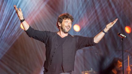 Patrick Bruel interprète ses chansons en concert aux Gets (Haute-Savoie)
 (Mikael Dizar)