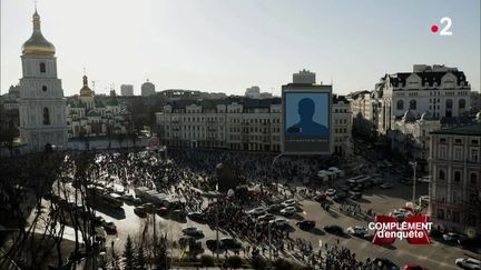 Complément d'enquête. James Bond : une vie de Bureau