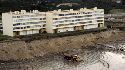 Erosion des côtes : les propriétaires d'un immeuble indemnisés