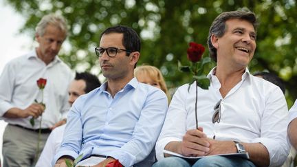 &nbsp; (Arnaud Montebourg et Benoît Hamon lors de la traditionnelle fête de la Rose, le 24 août. © MaxPPP)