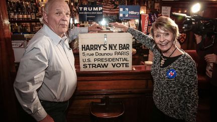 Le Harry's bar à Paris, organise à chaque élection américaine, un straw vote ( vote de paille)&nbsp; (FR?D?RIC DUGIT / MAXPPP)