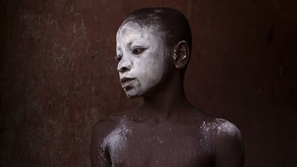 Enfant à&nbsp;Winneba&nbsp;au Ghana. (DENIS DAILLEUX / AGENCE VU / AGENCE VU)