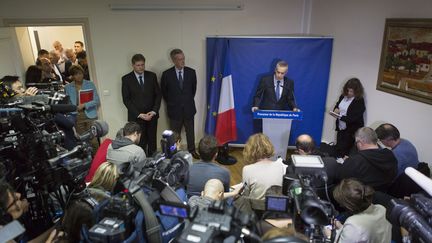 Le procureur de Paris François Molins lors d'un point-presse au palais de justice, le 14 novembre 2015, au lendemain des attaques terroristes commises dans la capitale. (GEOFFROY VAN DER HASSELT / ANADOLU AGENCY / AFP)