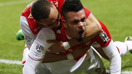 L'attaquant mon&eacute;gasque Emmanuel Rivi&egrave;re f&ecirc;te son but contre Marseille, le 26 janvier 2014.&nbsp; (VALERY HACHE / AFP)