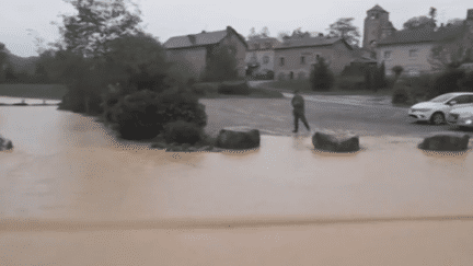 Aveyron : le village de Saint-Rémy frappé par un violent orage (France 2)