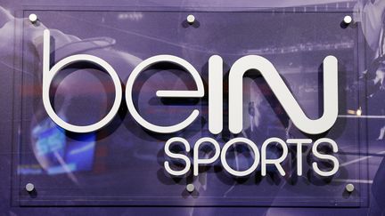 Le logo de la chaîne BeIN Sports sur le stand du groupe dans un salon à Monte Carlo (Monaco), le 8 octobre 2014. (ERIC GAILLARD / REUTERS)