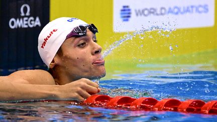 Le Roumain David Popovici lors des championnats du monde de Fukuoka (Japon), le 24 juillet 2023. (YUICHI YAMAZAKI / AFP)