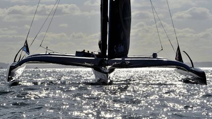 Sodebo, le maxi-trimaran skippé par Thomas Coville et Jean-Luc Nélias (ST?PHANE GEUFROI / MAXPPP)