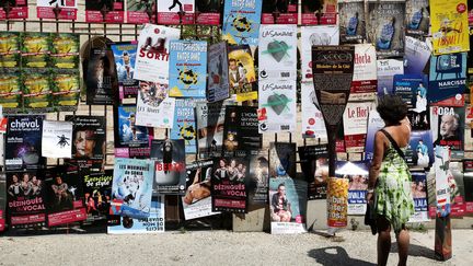 Les affiches des spectacles du "off" à Avignon (4 juillet 2018) (HIELY CYRIL / MAXPPP)