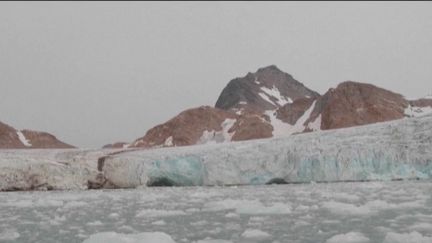 Ce mercredi 8 novembre, s'est ouvert à Paris le premier sommet consacré à la fonte des glaces, le "One Polar Summit". Le 19/20 info présente les principaux enjeux de ce rendez-vous. (Franceinfo)