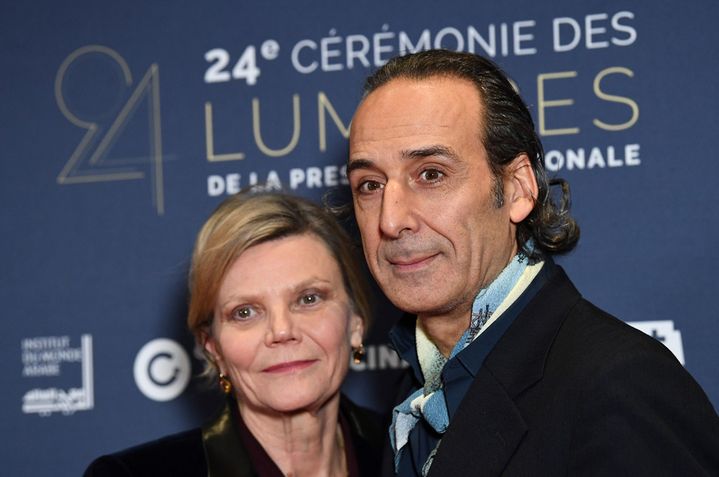 Alexandre Desplat et Dominique Lemonnier alias Solrey à la cérémonie des Prix Lumières, à Paris (4 février 2019)
 (Anne-Christine Poujoulat / AFP)