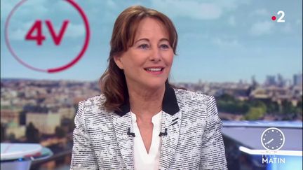 Ségolène Royal, ancienne ministre de l'Ecologie (France 2)