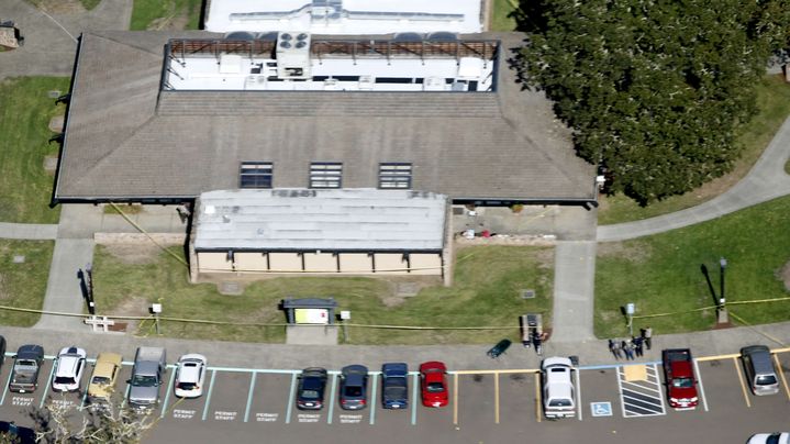 Vue a&eacute;rienne de l'universit&eacute; Umpqua &agrave; Roseburg. (THOMAS BOYD/AP/SIPA / AP)