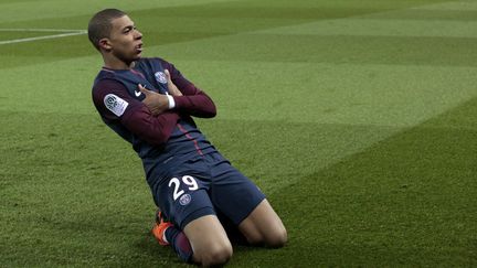 Kylian Mbappé, plus jeune buteur lors d'un choc entre le PSG et l'OM (GEOFFROY VAN DER HASSELT / AFP)