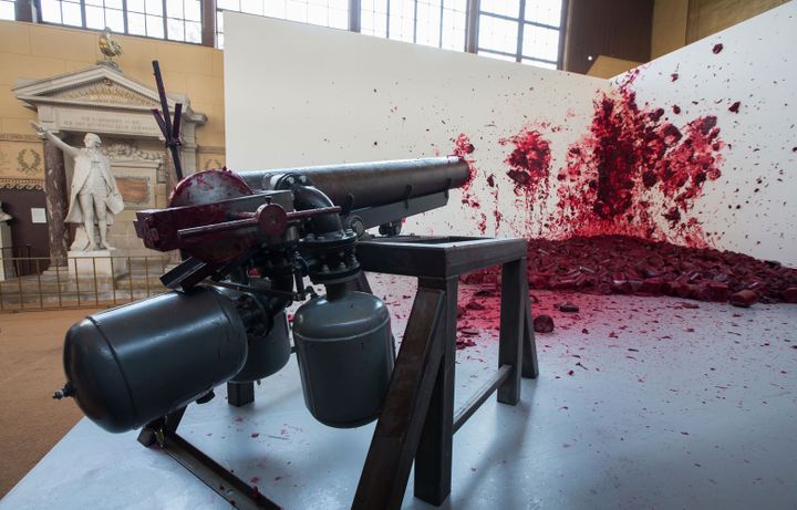 Anish Kapoor, "Shooting into the Corner", dans la salle du Jeu de Paume à Versailles
 (Romuald Meigneux / SIPA)