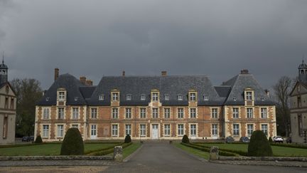 Le château de Grignon, inscrit aux monuments historiques, actuellement occupé par&nbsp;l'école d'ingénieurs agronomes AgroParisTech. (KENZO TRIBOUILLARD / AFP)