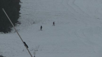 Des skieurs de randonnée à Grand Puy dans les Alpes-de-Haute-Provence.&nbsp; (FRANCEINFO)