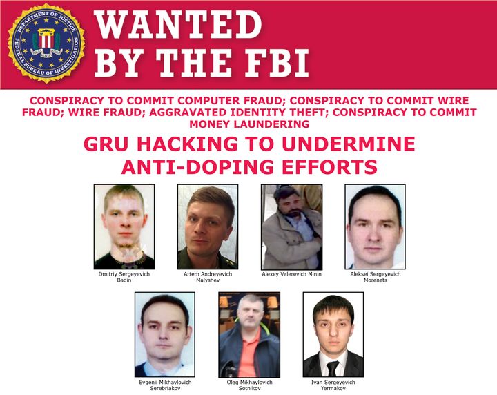 Le FBI américain recherche sept Russes accusés d'avoir participé à des cyberattaques pour le compte du GRU russe. (HO / FBI)