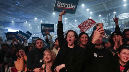 Des spectateurs lors du meeting de Bernie Sanders à Durham, New Hampshire, le 10 février 2020 (KATHERINE TAYLOR/EPA/Newscom/MaxPPP)