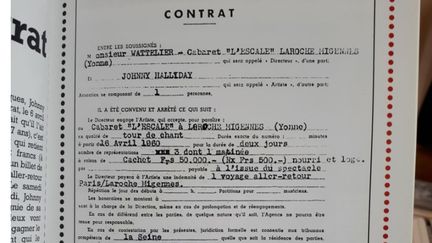 La copie du tout premier contrat de Johnny Hallyday, en 1960. (LISA GUYENNE / RADIO FRANCE)