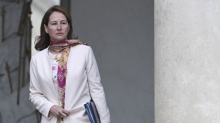 Ségolène Royal sort de l'Elysée le 3 mai 2017. (STEPHANE DE SAKUTIN / AFP)