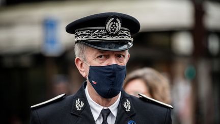 Le patron de la police nationale, Frédéric Veaux, lors d'un hommage aux policiers morts pour la France, le 11 novembre 2020 à&nbsp;Neuilly-sur-Seine (Hauts-de-Seine). (ARTHUR NICHOLAS ORCHARD / HANS LUCAS / AFP)