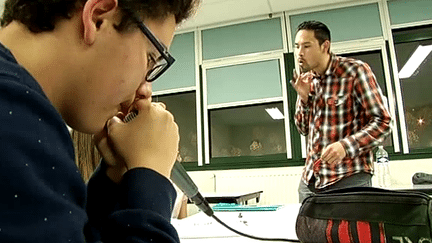 Hip Hop New school propose la première école de Beatbox en Franec avec "Sousou" un professeur de choix 
 (France 3 / Culturebox)