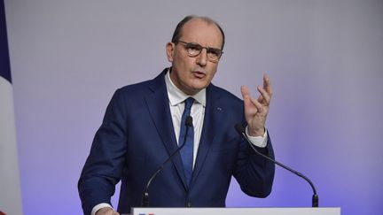 Le Premier ministre, Jean Castex, lors d'une conférence de presse pour faire le point sur l'épidémie de Covid-19 en France, le 20 janvier 2022. (JULIEN DE ROSA / AFP)