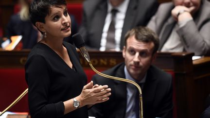 La ministre de l'Education nationale, Najat Vallaud-Belkacem, le 3 novembre 2015 à l'Assemblée nationale. (LIONEL BONAVENTURE / AFP)