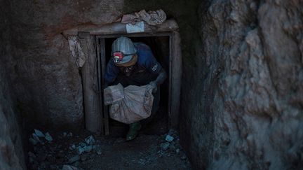 Dans la mine artisanale de Luhihi proche de&nbsp;Bukavu, la capitale du Sud-Kivu en RDC , le 6 novembre 2021.&nbsp;&nbsp;

 (GUERCHOM NDEBO / AFP)