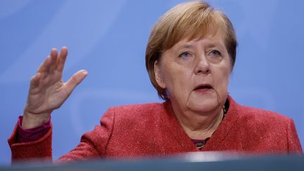 La chancelière allemande Angela Merkel&nbsp;lors d'une conférence de presse, le 16 novembre 2020. Photo d'illustration. (ODD ANDERSEN / AFP)