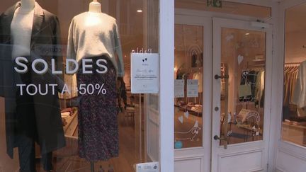 Covid-19 : les petits commerces pourront rester ouverts