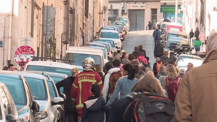 Effondrement d’immeubles à Marseille : les habitants évacués sous le choc (France 2)