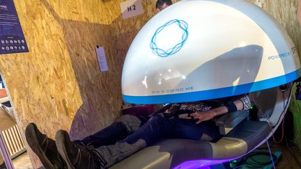 Experience immersive et ludique pour gerer son stress lors de l'édition 2017 de Future en Seine.&nbsp; (BRUNO LEVESQUE / MAXPPP)