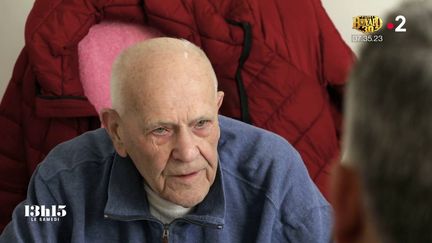 VIDEO. "C'est un désert médical" : voilà pourquoi le plus vieux médecin de France en activité exerce toujours à près de 98 ans