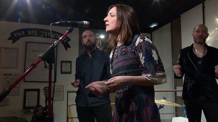 Le groupe Grand March en concert au Socail Café à Strasbourg en février 2022. (CAPTURE D'ÉCRAN FRANCE 3 / O. STEPHAN)