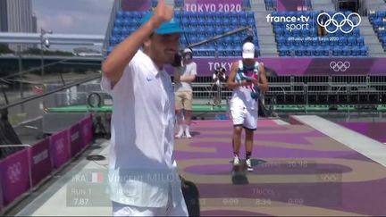 Le Français Vincent Milou termine au pied du podium de l'épreuve de street, la première de l'histoire olympique du #Skateboard. Le Japonais Yuto Horigome est sacré à domicile.