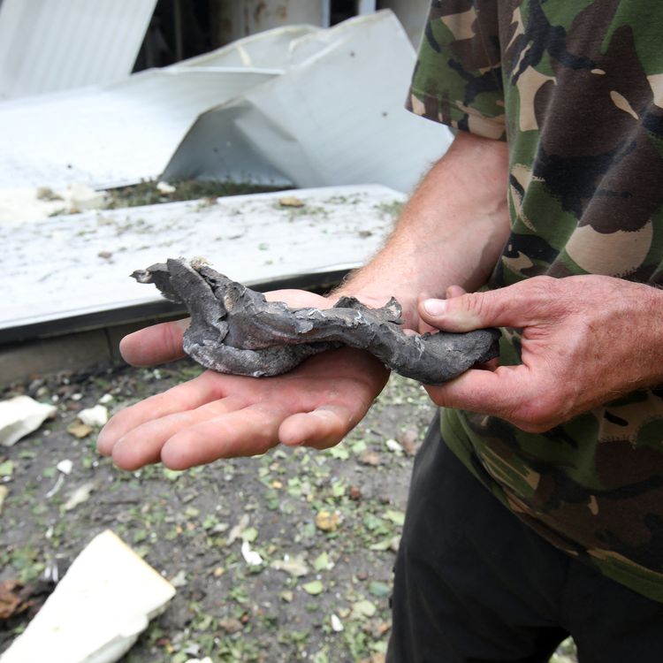 I resti di un missile Iskander dopo un attacco russo a Meriva (Ucraina), 1 agosto 2022 (VYACHESLAV MADIYEVSKYY / NURPHOTO / AFP)