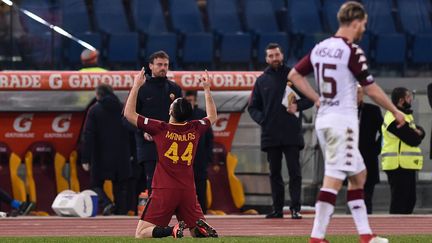 Manolas (Roma) dédie son but à Davide Astori (GIUSEPPE MAFFIA / NURPHOTO)