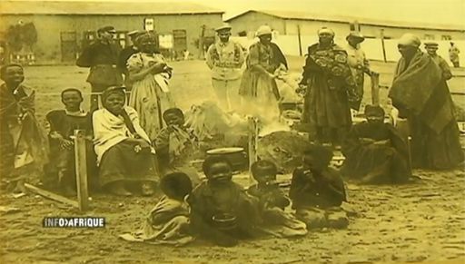 Un groupe familial héréro emprisonné par les Allemands en Namibie pendant la répression de la rébellion entre 1904 et 1907 (DR (capture d&#039;écran du sujet d&#039;AITV du 10-10-2013))