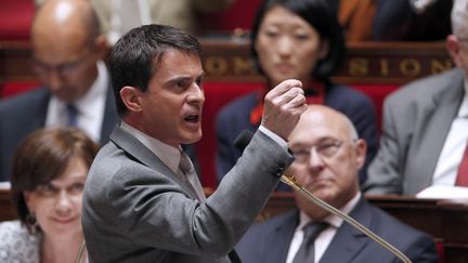 Le Premier ministre Manuel Valls&nbsp;lors des questions au gouvernement &agrave; l'Assembl&eacute;e nationale, le 36 juin 2014 (FRANCOIS GUILLOT / AFP)