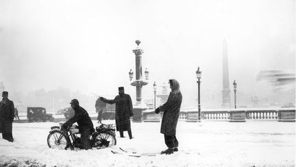 La place de la Concorde à Paris, en février 1947.&nbsp; (ECLAIR MONDIAL/SIPA)