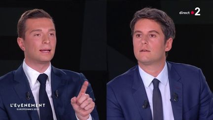 La tête de liste du RN, Jordan Bardella, et le Premier ministre, Gabriel Attal, débattent, le 23 mai 2024 sur le plateau de France 2. (FRANCE 2)