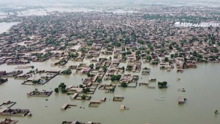 Pakistan : le tiers du pays sous les eaux en raison de pluies diluviennes